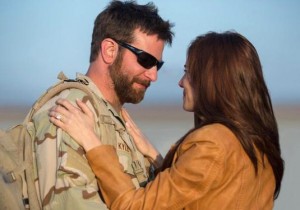 Bradley Cooper dans American Sniper de Clint Eastwood Bradley Cooper dans American Sniper de Clint Eastwood