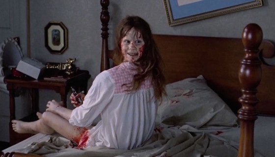 Linda Blair dans L'Exorciste de William Friedkin