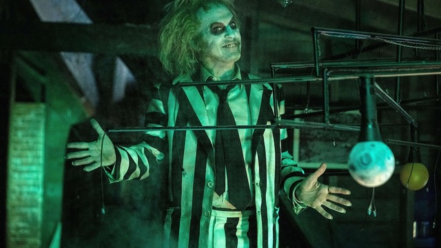 Michael Keaton dans Beetlejuice Beetlejuice - Warner Bros Pictures Michael Keaton dans Beetlejuice Beetlejuice - Warner Bros Pictures