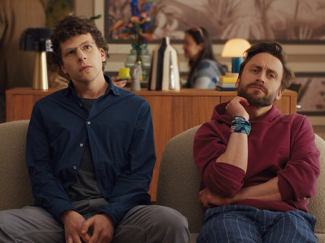 Jesse Eisenberg et Kieran Culkin dans A real pain de Jesse Eisenberg - Credits Searchlight pictures Jesse Eisenberg et Kieran Culkin dans A real pain de Jesse Eisenberg - Credits Searchlight pictures