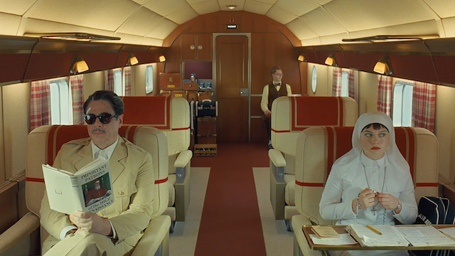 Benicio Del Toro et Mia Threapleton - The Phoenician Scheme courtesy of tps productions focus features Benicio Del Toro et Mia Threapleton - The Phoenician Scheme courtesy of tps productions focus features