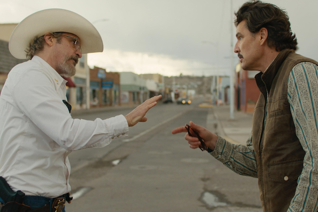 Joaquin Phoenix et Pedro Pascal dans Eddington- Metropolitan Films Joaquin Phoenix et Pedro Pascal dans Eddington- Metropolitan Films