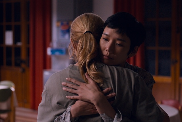 Tao Okamoto et Virginie Efira dans Soudain de Ryūsuke Hamaguchi - Credit Cinefrance Studios Tao Okamoto et Virginie Efira dans Soudain de Ryūsuke Hamaguchi - Credit Cinefrance Studios